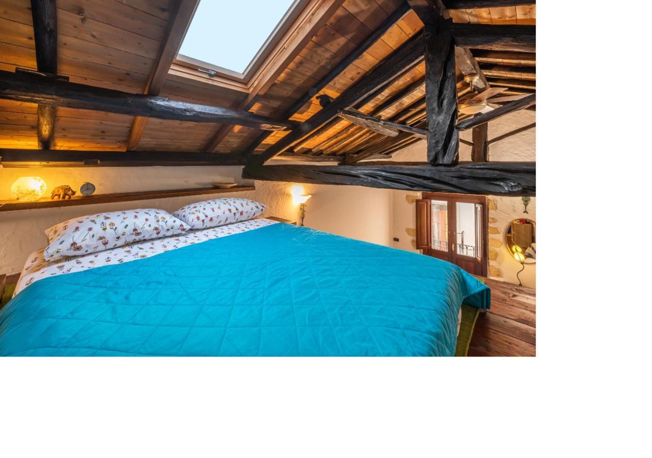 Oldtown Romantic Apartment Cagliari Exterior photo
